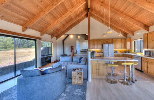 Sea Ranch House | Wavside Whitewater views, waves and ocean views from every window.
