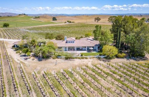 Paso Robles House | Wellsona Escape