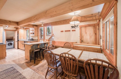 Pineland House | West Pine Cabin by Tahoe Getaways – Pet-Friendly Home with Hot Tub, Pool Table + Walk to Lake!