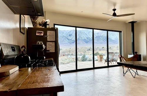 Lone Pine Condo | West Wind —With sweeping views of Mount Whitney and the Eastern Sierra.