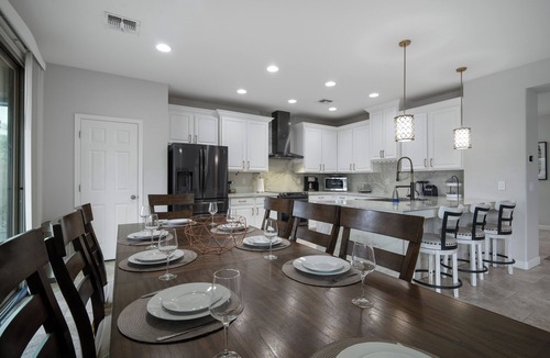Glendale House | Westgate Retreat, Family & Pet-Friendly 4BR Home