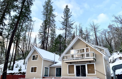 Midpines House | Whispering Pines! 25 miles to Yosemite + 9 miles to Mariposa!
