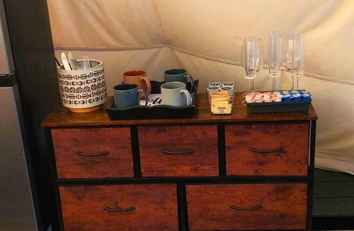 Cave Junction Apartment | Wild Horses Luxury Tipi - Restrooms and Showers are only a short walk away.