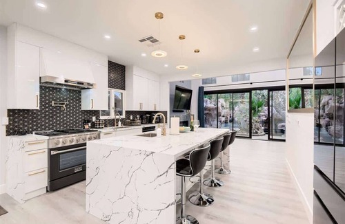 Spring Valley Villa | Wild Oasis with OMG! Amazing Pool! Modern Villa!