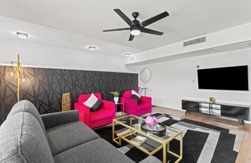 Brown and Stetson Business House | Windfield Condo In The Entertainment District
