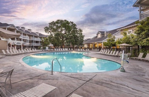 Windsor Condo | Windsor | Sonoma Wine Escape | Pool & Vineyard Days