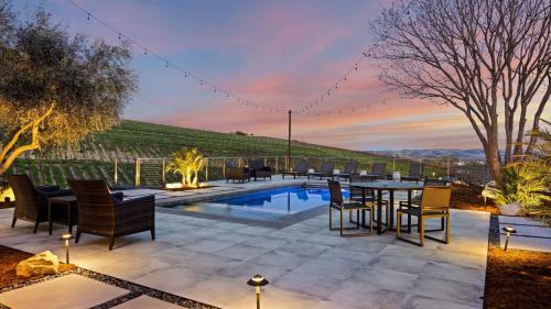 Paso Robles House | Wine Country Estate w Pool Hot Tub The Residence at Truss Wines by AvantStay