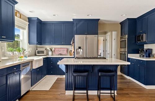 Paso Robles House | Wine Country Modern Farmhouse with Heated Pool, Hot Tub, Cybertruck