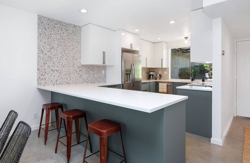 Sunrise Vista Chino Condo | Winter with us in beautiful sunny Palm Springs!