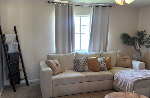 Herald House | Wonderful 3-bedroom estate with Large lot in charming Herald