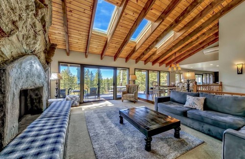 Tahoe Village House | Wonderful! Sleeps up to 16, Views, Chef's Kitchen, Meticulously Clean!