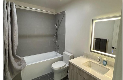 Redwood City Apartment | Woodside Condos unit 914