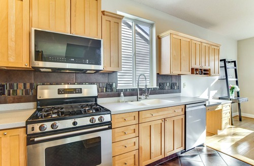 Bull Mountain House | Work-Life Balance! Home Outside Dtwn Portland