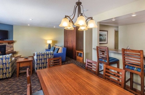 Tahoe Village Condo | WorldMark Lake Tahoe - 2 Bedroom Plus Tahoe 3