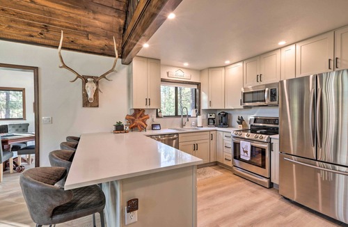 Munds Park Cabin | Wraparound Deck & Poker Room: Cabin in Munds Park