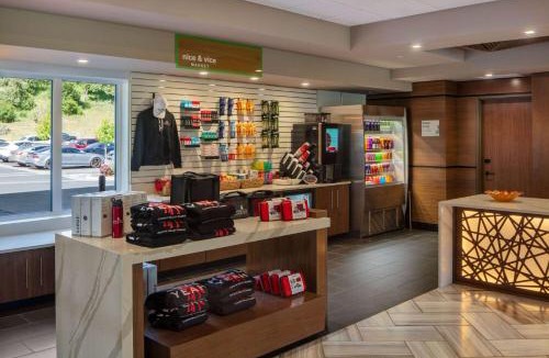 Redwood Valley Hotel | Wyndham Garden Redwood Valley - Ukiah