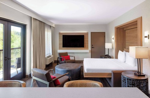 Redwood Valley Hotel | Wyndham Garden Redwood Valley/Ukiah