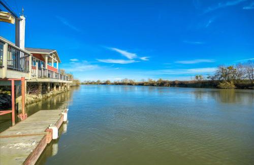 Isleton House | Year-round fishing, boating, birding, 1 hr from SF