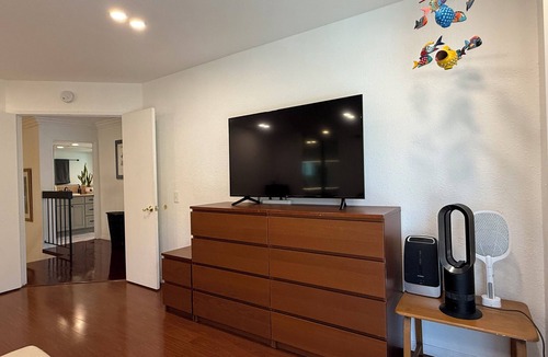 Tierrasanta House | Yellow Door; A Radiant Home