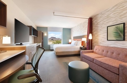 East Mesa Hotel | Your Home Away from Home! Free Breakfast, Pool, Free Parking, Pets Allowed!