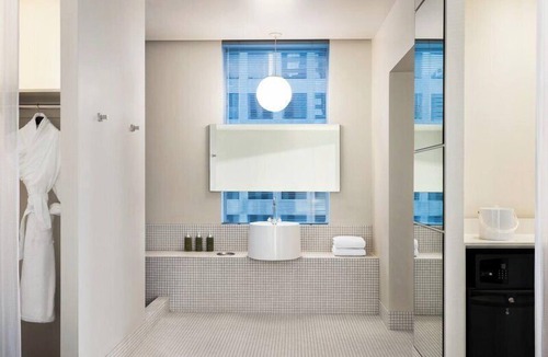 Financial District Hotel | Your Home Away from Home! Dog-friendly Property!