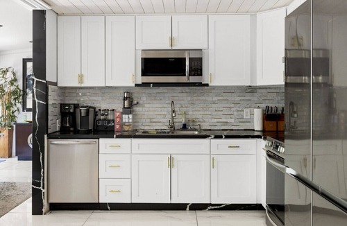 Las Vegas House | Your Own Resort Close to the Strip