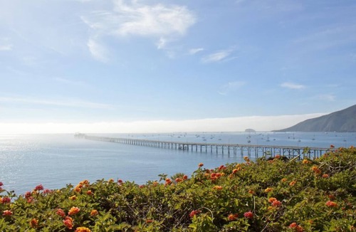 Avila Beach Resort | Your Relaxing Getaway Awaits! Free Parking, Onsite Swimming Pool