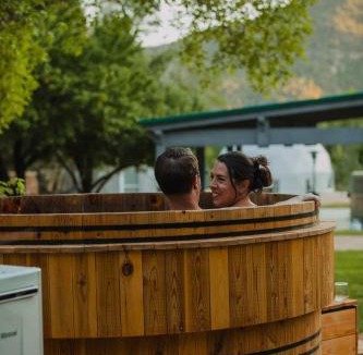 Glendale House | Zen Zion accommodates large groups of up to 30