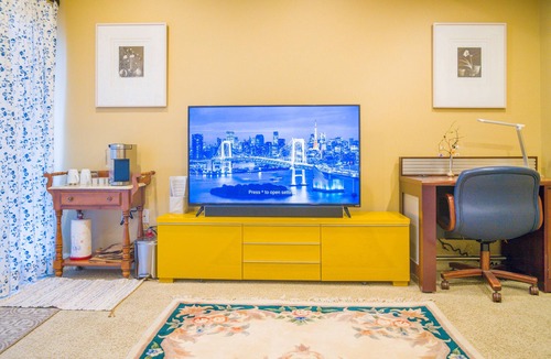 Orenco Station House | ZenStay Brownstone by the Central Park!