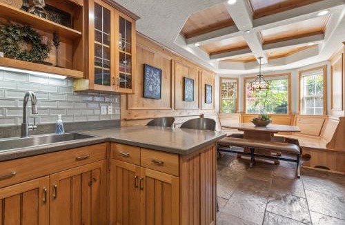Midway House | Zermatt Luxury Chalet Sleeps 14!
