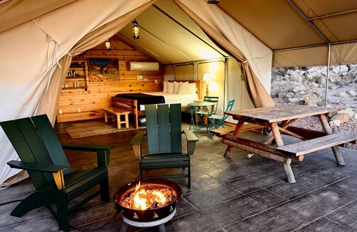 Orderville House | Zion Glamping Tent #6 with AC, Heat & Private Bath