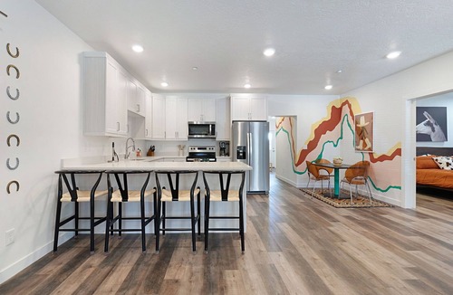 Hildale Apartment | Zion Retreat: 3BR/2BA Full of Amenities: Pool, Hot Tub, Sauna, Outdoor Theater