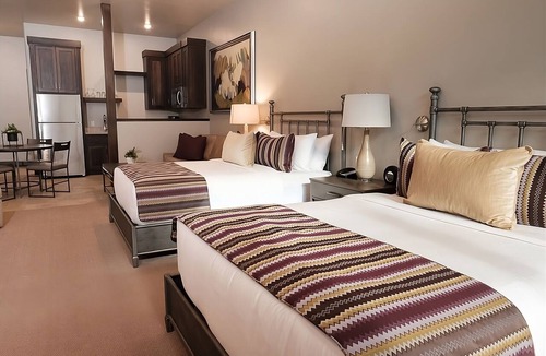 Zion National Park South Entrance Hotel | Zion Stay | 1 Unit | Queen Rooms Near Zion National Park Entrance