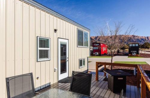 Apple Valley House | Zion Stay Pet-Friendly Tiny Home