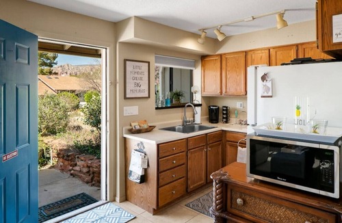 Oak Creek House | Zoey's Cozy Casita-5 mi to Chapel Rock/Vortex
