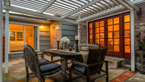 Point Loma Heights House | Zola Street by AvantStay