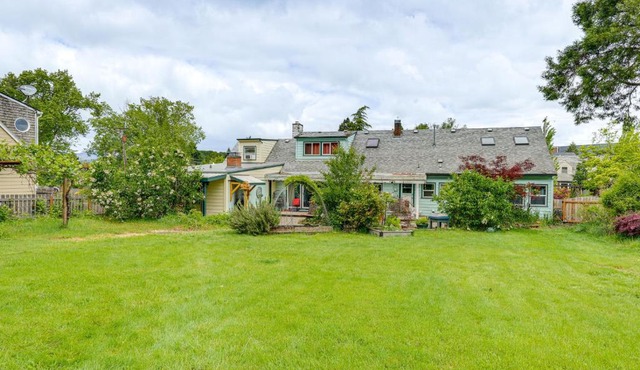 < 1/2 Mi to OSU: Studio in Corvallis Near Parks