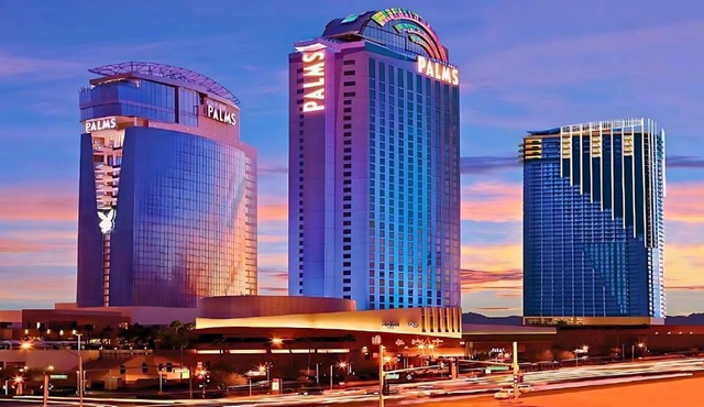 1 Bedroom Balcony Collection Living Room & Jet Tub Bath - StripSuite Palms Place Hotel, Resort & Casino - NO RESORT FEE