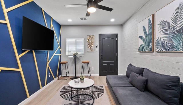 12 Minutes From Downtown Phoenix - 1 Bedroom