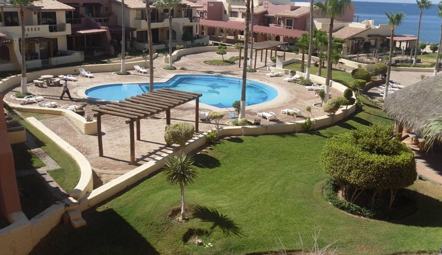 2 Bdrm/2 Bath Oceanfront Rocky Point Condo, 4 Hr. Drive from Phoenix
