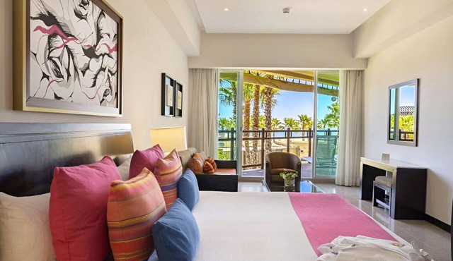 2 Bedroom Suite on Beautiful Beach Resort