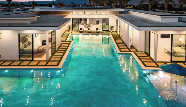 2 Luxury Villas Pickleball Court, Pool, Putting Green | Bravo by AvantStay
