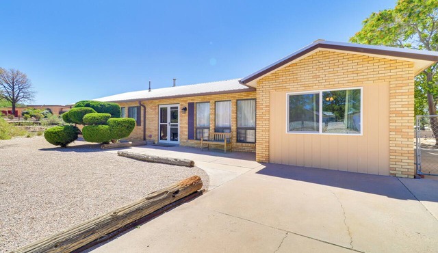 2 Mi to Intel: Extended-Stay Retreat w/Patio