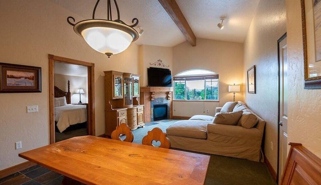 3055/57 | 2BR Upscale Villa | Near Park City Ski