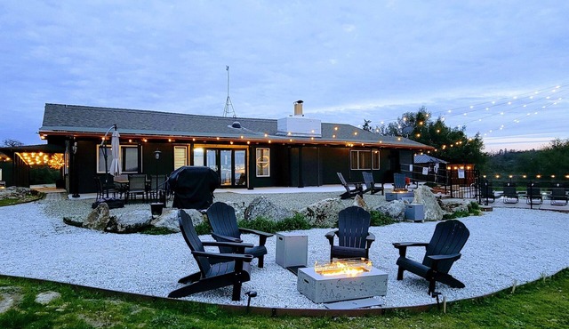 4,000 SF Gated 20-Acre Luxe Estate – Game Studio, Panoramic Views, Pool, Hot Tub