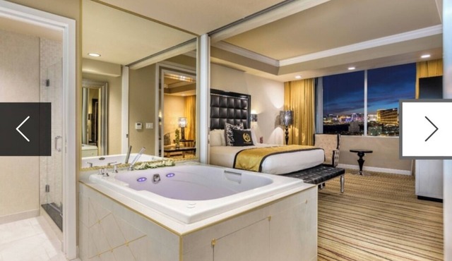 5⭐️1 Bedroom Villa with Full Bathroom and Full Dining Area Las Vegas Strip!