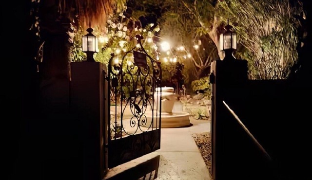 A cozy studio in a duplex far off the road. Near national park and mineral spas
