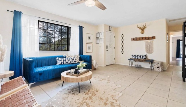 A Stunning Midcentury Modern Retreat Perfect for Your Next Getaway!