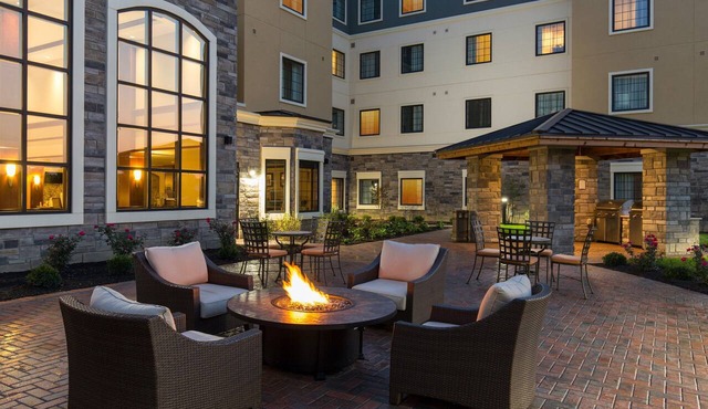 Accessible 1-Bedroom Suite in Folsom, CA