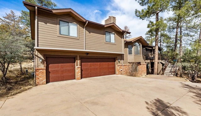 Adventure Buddies Home Base 5/3 Game & Movie Room